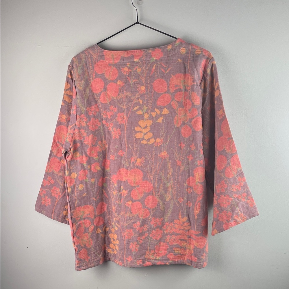 Floral Wrap-Style Wide Sleeve Top in Coral Pink Size L - Picture 11 of 12